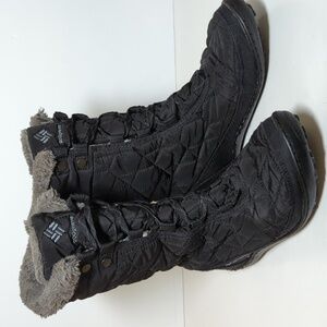 Columbia Mid Minx II Omni heat faux fur boot  woman's size 7